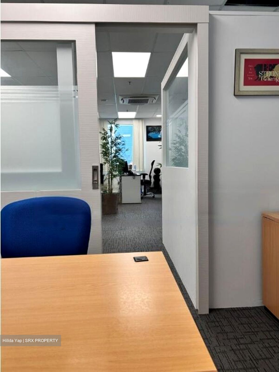 Burlington Square (D7), Office #451344921